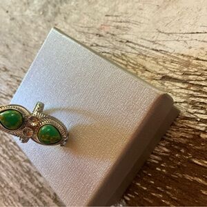 Mojave green turquoise ring